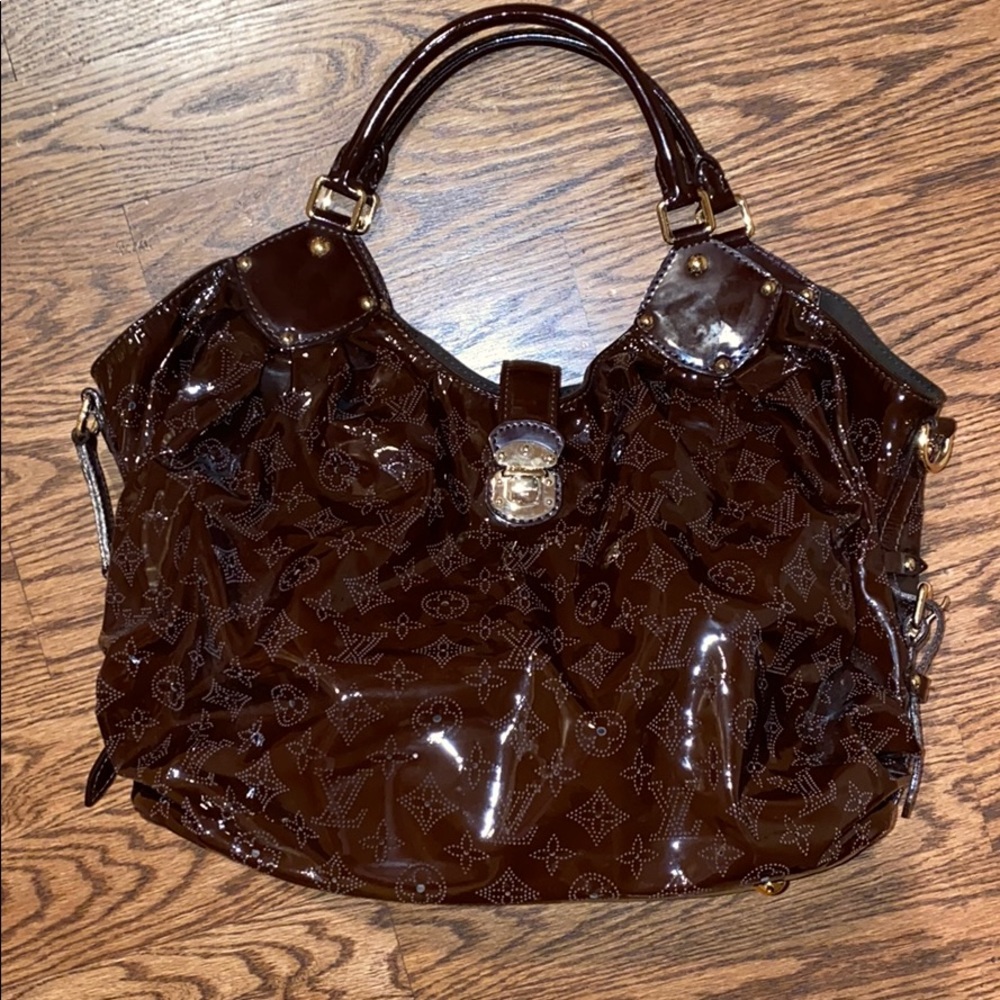 LOUIS VUITTON MORDORE MONOGRAM MAHINA BAG